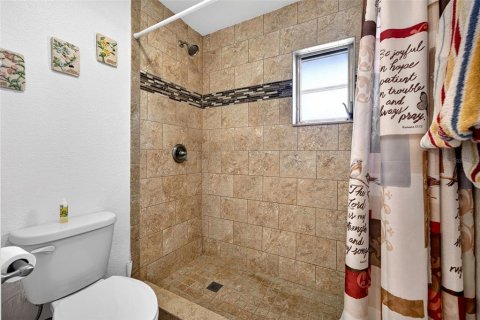 House in Port Charlotte, Florida 2 bedrooms, 135.73 sq.m. № 2396265 - photo 24