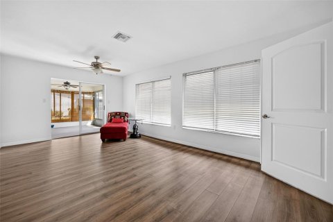 House in Port Charlotte, Florida 2 bedrooms, 135.73 sq.m. № 2396265 - photo 18