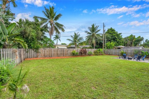 House in Oakland Park, Florida 3 bedrooms, 113.15 sq.m. № 1790354 - photo 23