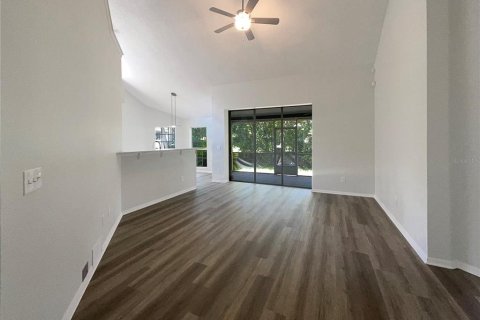 House in Lake Mary, Florida 4 bedrooms, 239.87 sq.m. № 1905977 - photo 14