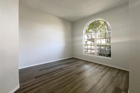 House in Lake Mary, Florida 4 bedrooms, 239.87 sq.m. № 1905977 - photo 4