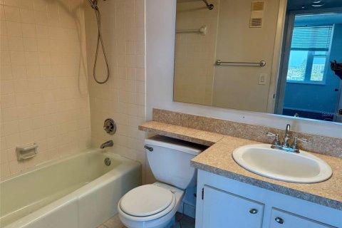 Condominio en alquiler en Clearwater, Florida, 2 dormitorios, 106.84 m2 № 2122101 - foto 17