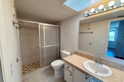Condominio en alquiler en Clearwater, Florida, 2 dormitorios, 106.84 m2 № 2122101 - foto 13
