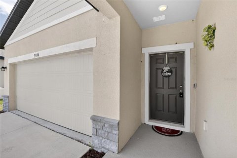Villa ou maison à vendre à Zephyrhills, Floride: 3 chambres, 165.74 m2 № 2402935 - photo 4