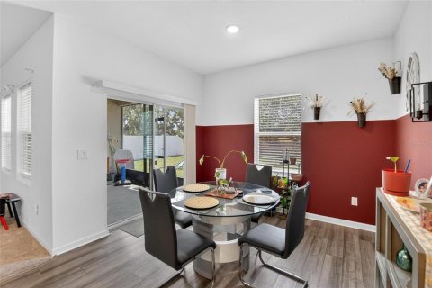 Villa ou maison à vendre à Zephyrhills, Floride: 3 chambres, 165.74 m2 № 2402935 - photo 20