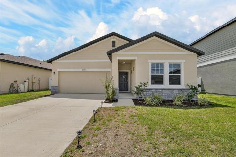 Villa ou maison à vendre à Zephyrhills, Floride: 3 chambres, 165.74 m2 № 2402935 - photo 2