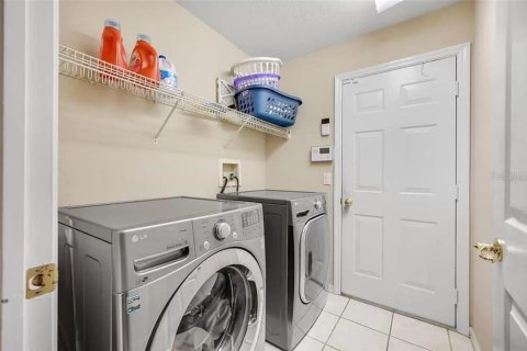 Villa ou maison à louer à Tampa, Floride: 4 chambres, 233.09 m2 № 2107180 - photo 24