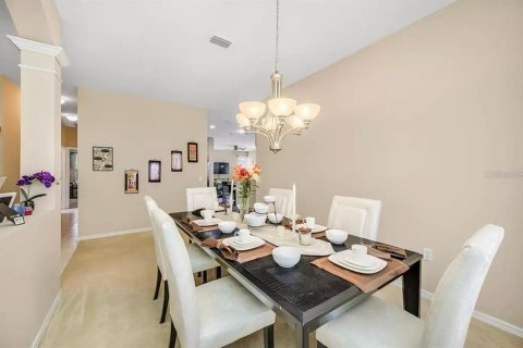 Villa ou maison à louer à Tampa, Floride: 4 chambres, 233.09 m2 № 2107180 - photo 8