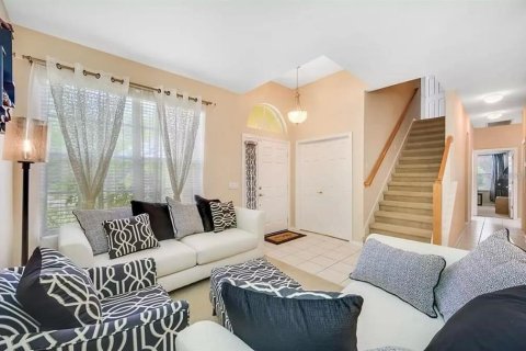 Villa ou maison à louer à Tampa, Floride: 4 chambres, 233.09 m2 № 2107180 - photo 5