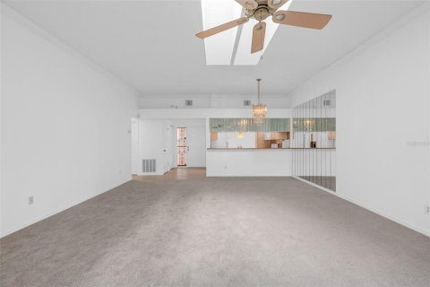 Adosado en venta en Orlando, Florida, 3 dormitorios, 163.32 m2 № 2157030 - foto 28