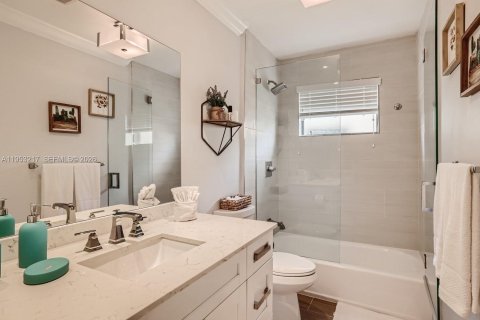 Casa en venta en Hollywood, Florida, 3 dormitorios, 129.04 m2 № 2010598 - foto 20