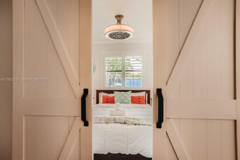 Casa en venta en Hollywood, Florida, 3 dormitorios, 129.04 m2 № 2010598 - foto 28