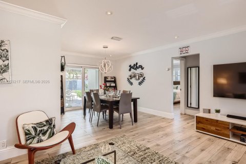 Casa en venta en Hollywood, Florida, 3 dormitorios, 129.04 m2 № 2010598 - foto 12