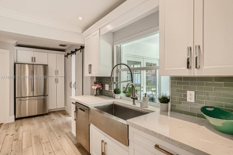 Casa en venta en Hollywood, Florida, 3 dormitorios, 129.04 m2 № 2010598 - foto 15