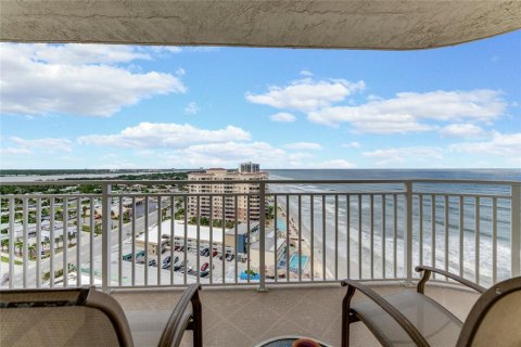 Condo in Daytona Beach Shores, Florida, 2 bedrooms  № 1363521 - photo 9