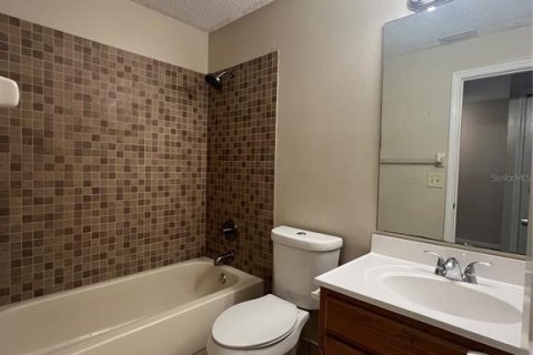 Condo in Orlando, Florida, 3 bedrooms № 2215781 - photo 23