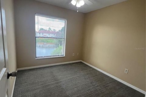 Condo in Orlando, Florida, 3 bedrooms № 2215781 - photo 20