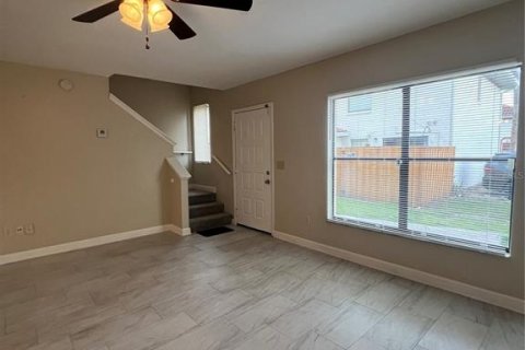 Condo in Orlando, Florida, 3 bedrooms № 2215781 - photo 17