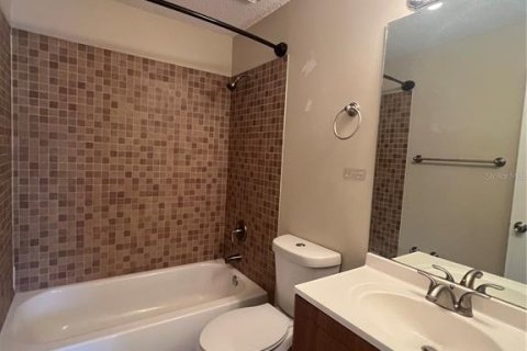 Condo in Orlando, Florida, 3 bedrooms № 2215781 - photo 25