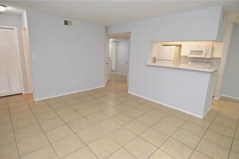 Condo in Tampa, Florida, 1 bedroom  № 1843537 - photo 6