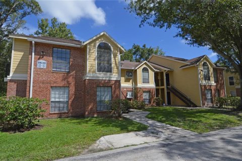 Condo in Tampa, Florida, 1 bedroom  № 1843537 - photo 1