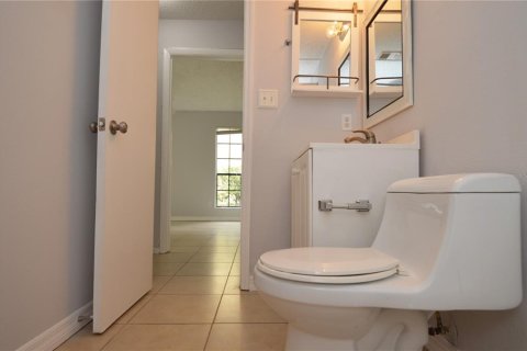 Condo in Tampa, Florida, 1 bedroom  № 1843537 - photo 23