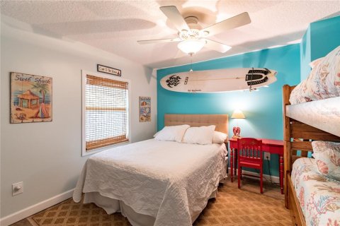 Condo in Cocoa Beach, Florida, 2 bedrooms  № 1643054 - photo 13