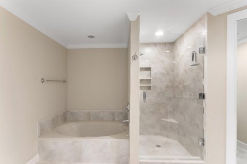 Condo in North Palm Beach, Florida, 3 bedrooms № 2261072 - photo 26