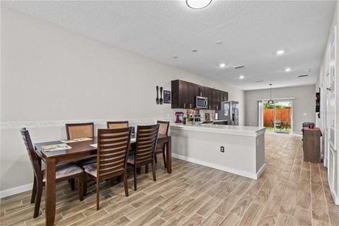 Duplex in Apopka, Florida 3 bedrooms, 144.93 sq.m. № 2314204 - photo 9