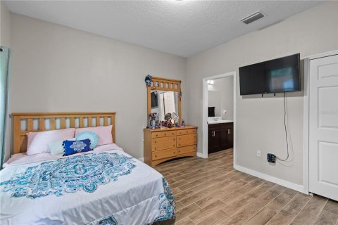 Duplex in Apopka, Florida 3 bedrooms, 144.93 sq.m. № 2314204 - photo 15