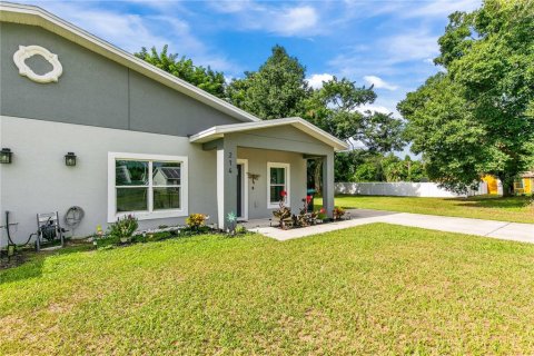 Duplex in Apopka, Florida 3 bedrooms, 144.93 sq.m. № 2314204 - photo 2