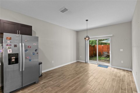 Duplex in Apopka, Florida 3 bedrooms, 144.93 sq.m. № 2314204 - photo 13