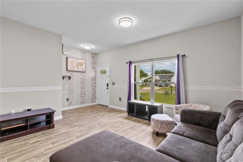 Duplex in Apopka, Florida 3 bedrooms, 144.93 sq.m. № 2314204 - photo 8