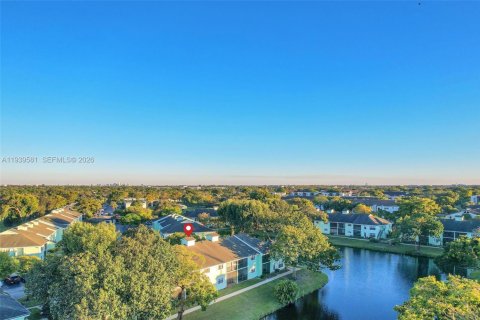 Copropriété à louer à Sunrise, Floride: 2 chambres, 83.61 m2 № 1997595 - photo 28