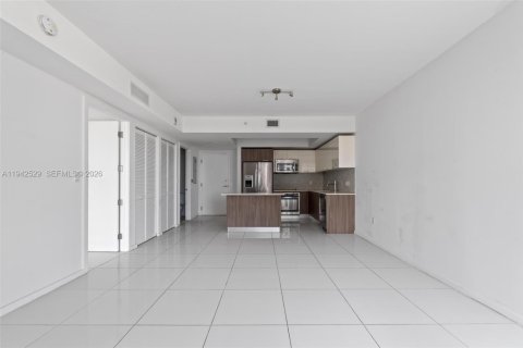 Condo in Doral, Florida, 1 bedroom  № 2003136 - photo 20