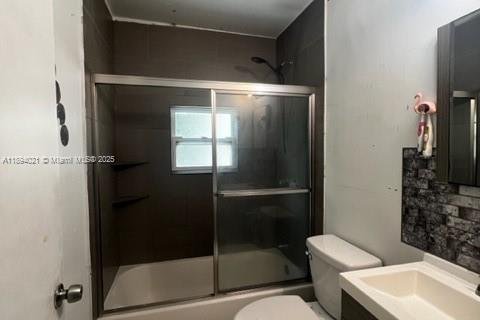 House in Miami, Florida 3 bedrooms, 106.47 sq.m. № 1945717 - photo 17