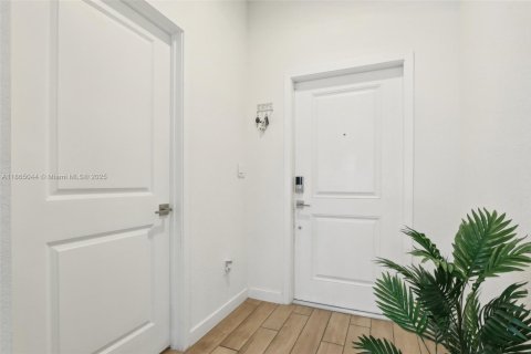 Townhouse in Homestead, Florida 3 bedrooms, 159.05 sq.m. № 1893282 - photo 3
