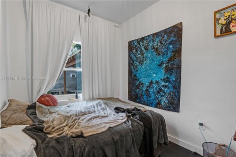 Commercial property in Miami, Florida 195.93 sq.m. № 1992622 - photo 25