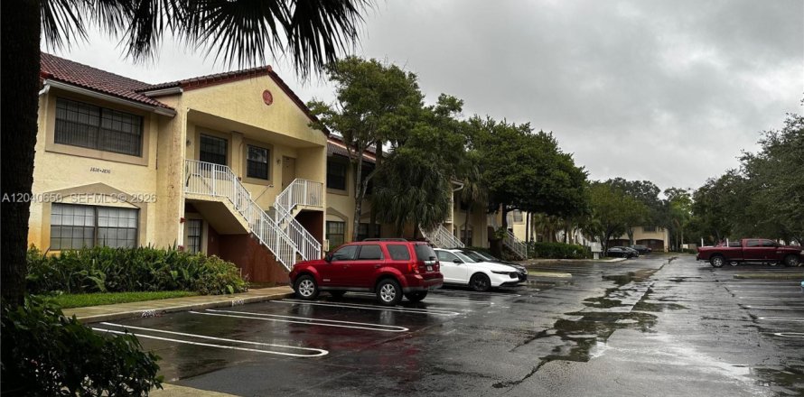 Condo à Coral Springs, Floride, 2 chambres  № 2087889