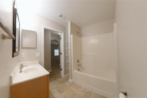 Casa en venta en Winter Haven, Florida, 3 dormitorios, 121.05 m2 № 1901555 - foto 15
