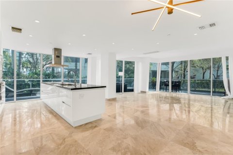 Купить кондоминиум в Авентура, Флорида 4 спальни, 224.27м2, № 2047090 - фото 2