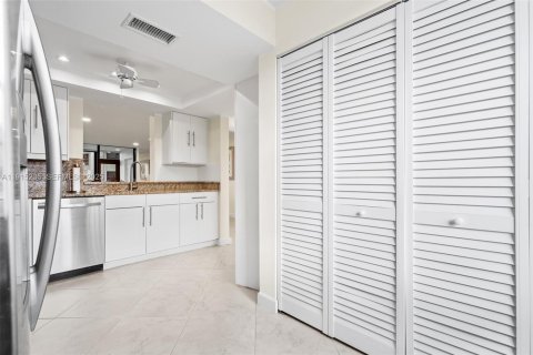 Condominio en venta en Margate, Florida, 2 dormitorios, 92.9 m2 № 2034402 - foto 3