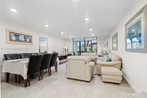 Condominio en venta en Margate, Florida, 2 dormitorios, 92.9 m2 № 2034402 - foto 12