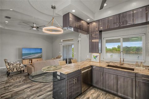 Villa ou maison à vendre à Port Charlotte, Floride: 3 chambres, 150.69 m2 № 2229109 - photo 17