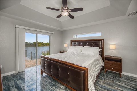 Villa ou maison à vendre à Port Charlotte, Floride: 3 chambres, 150.69 m2 № 2229109 - photo 16