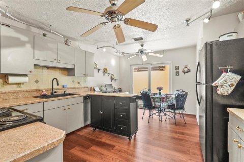 House in Venice, Florida 2 bedrooms, 176.51 sq.m. № 1792702 - photo 18