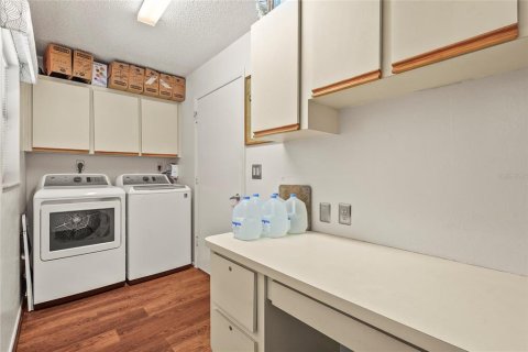 House in Venice, Florida 2 bedrooms, 176.51 sq.m. № 1792702 - photo 22