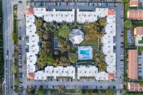 Condo in Lauderdale Lakes, Florida, 1 bedroom  № 2052812 - photo 24