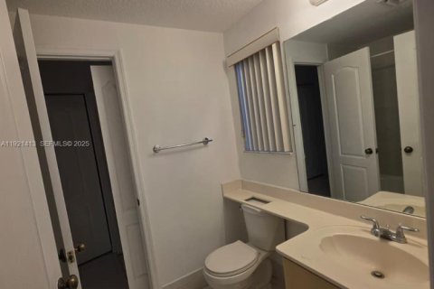 Copropriété à louer à Miami, Floride: 1 chambre, 61.32 m2 № 1975450 - photo 5