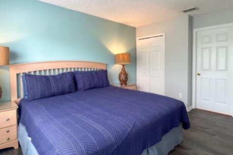 House in Kissimmee, Florida 6 bedrooms, 267.65 sq.m. № 2229285 - photo 25